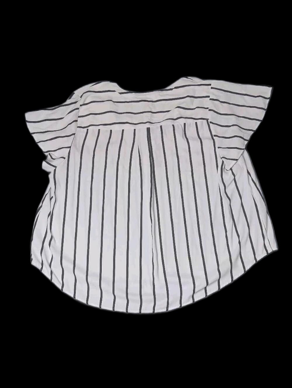 Torrid Harper Flutter Sleeve Blouse Womens Size 4 Black And White Stripes... - Picture 8 of 12
